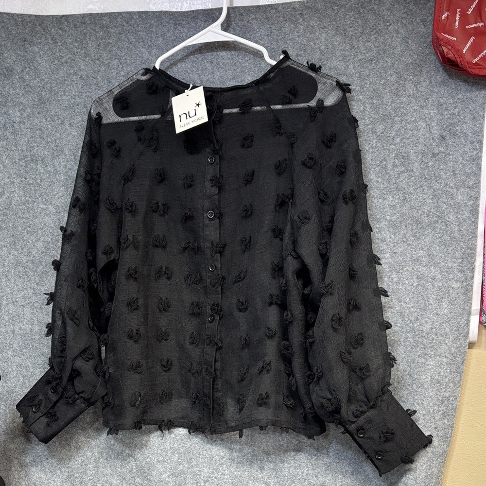 NU New York Black Textured full Button-Front long sleeve  Blouse shirt NWT